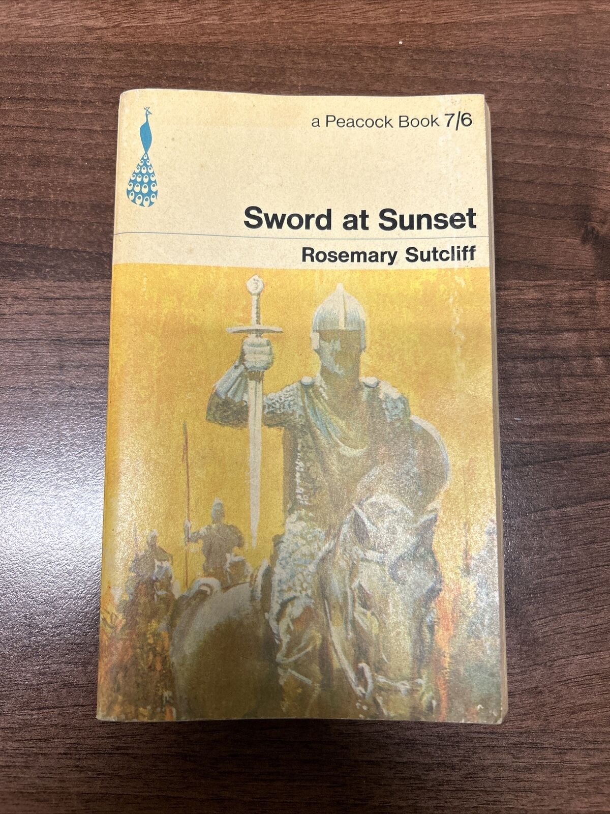 SWORD AT SUNSET by Rosemary Sutcliffe paperback Peacock Penguin Books 1965 PK51