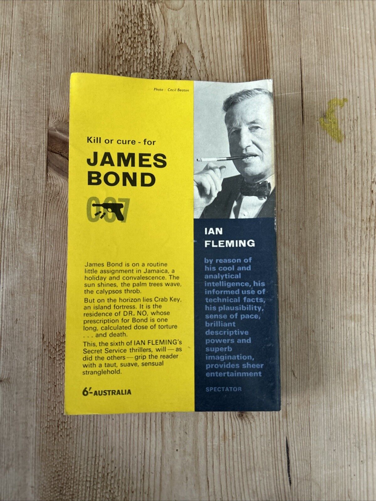 DR NO James Bond By Ian Fleming Pan Books 1965 No X237 007