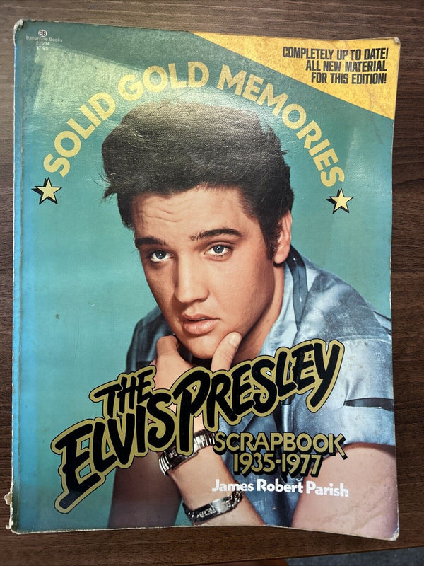 THE ELVIS PRESLEY SCRAPBOOK 1935 - 1977 Ballantine Books 1977 Photos Concerts