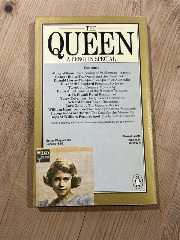 THE QUEEN - Penguin Special 1977 Many Photos Queen Elizabeth Second