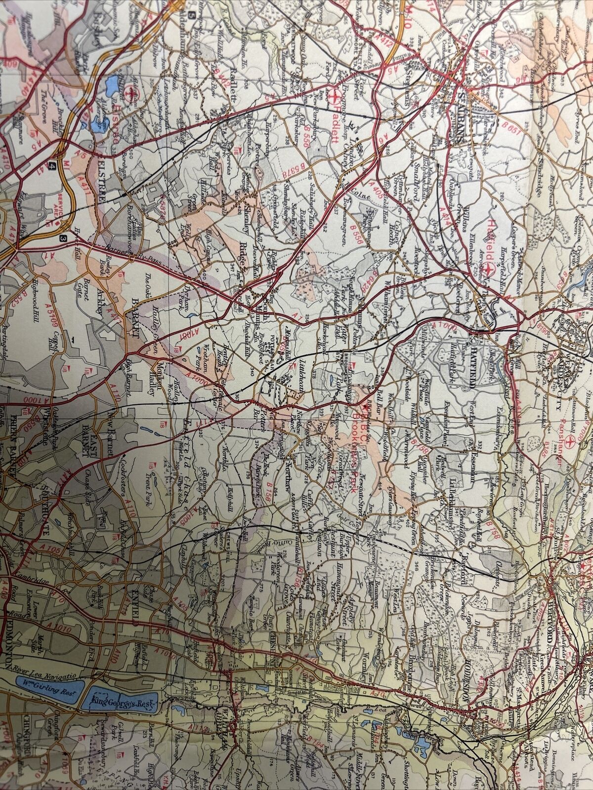 HERTS & BUCKS Bartholomew - Half Inch Map 1969 No 15 North London Aylesbury