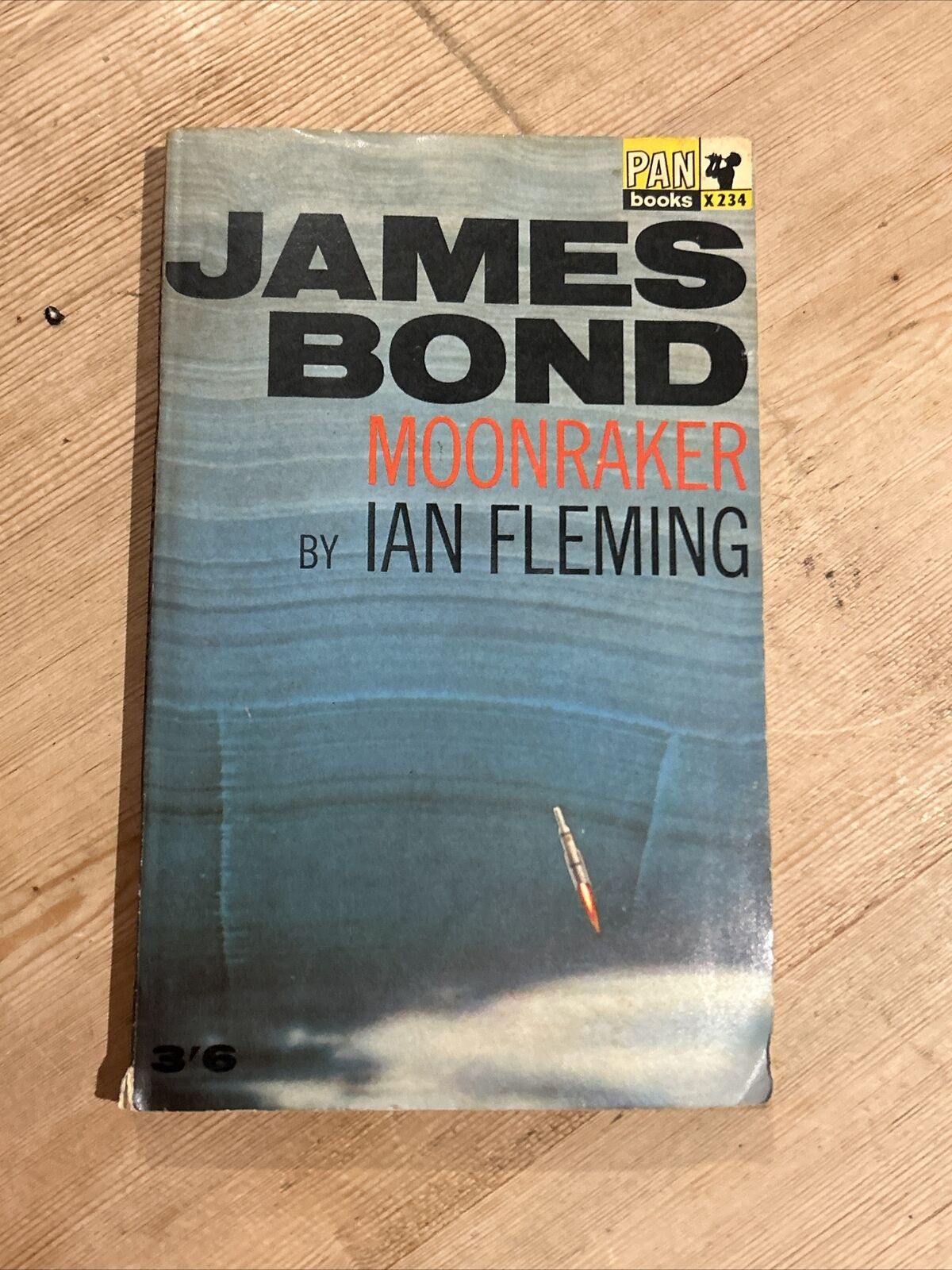 MOONRAKER James Bond By Ian Fleming Pan Books 1963 No X234