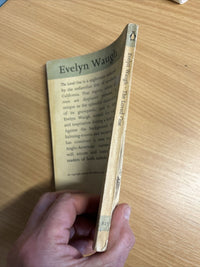 THE LOVED ONE Evelyn Waugh Penguin Modern Classics No 823 1963