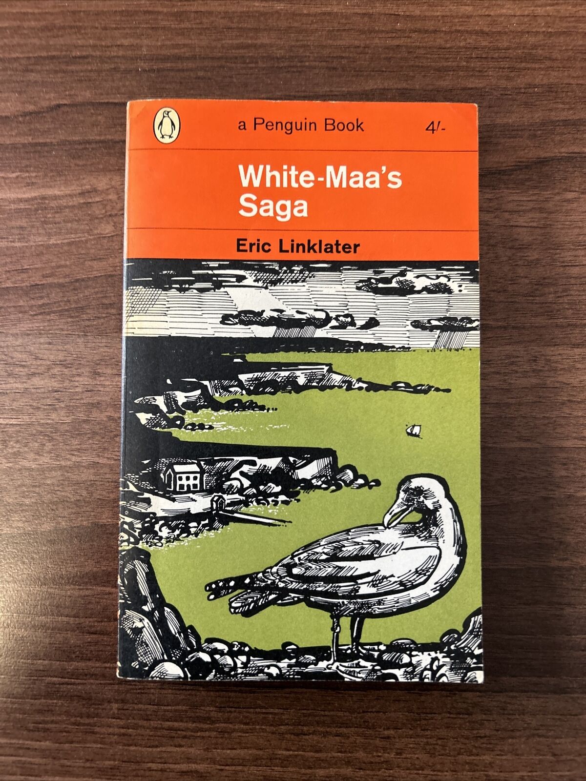 WHITE-MAA’S SAGA Eric Linklater 1963 No 1951 Penguin Paperback Penguin First