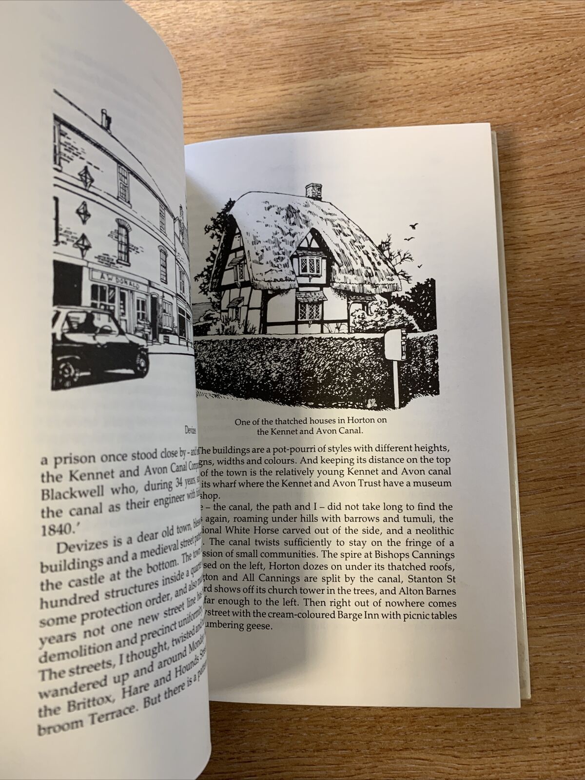 Towpaths Of England By Brian Bearshaw - Hardback Dustjacket 1985 Canals Maps 