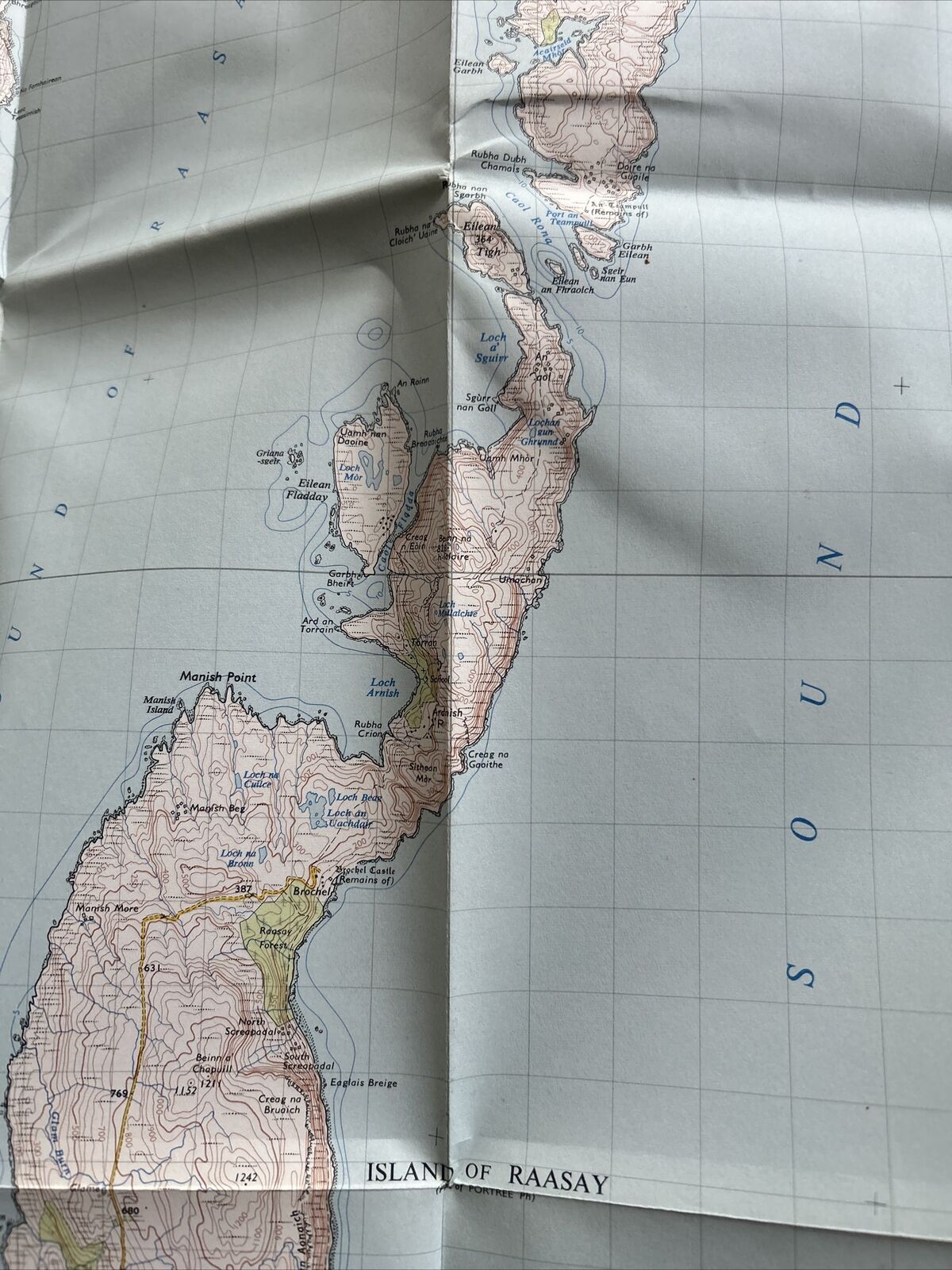 PORTREE Ordnance Survey Seventh Series Paper One inch 1955 Sheet 25 Raasay Pabay