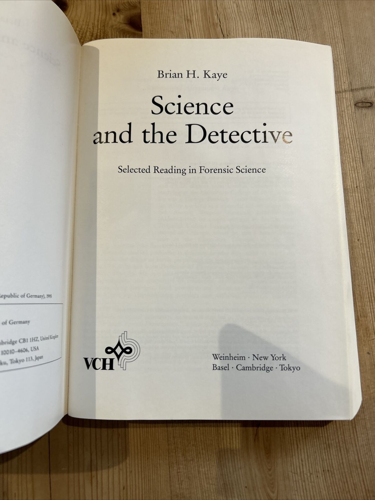 SCIENCE AND THE DETECTIVE Brian Kaye Murder Forensic Pathology