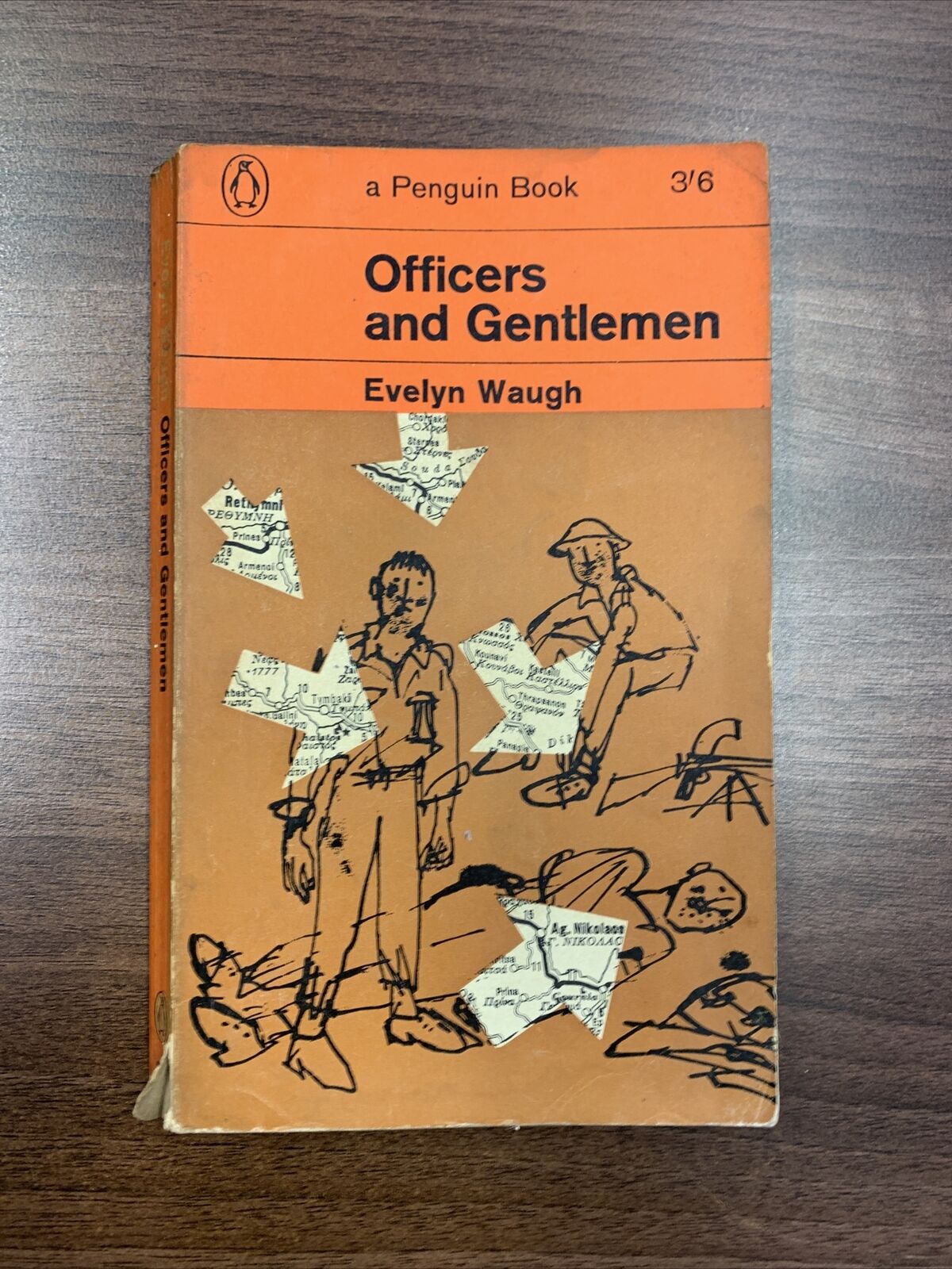 OFFICERS AND GENTLEMEN - EVELYN WAUGH - Penguin Books No 2121 1965 World War 2