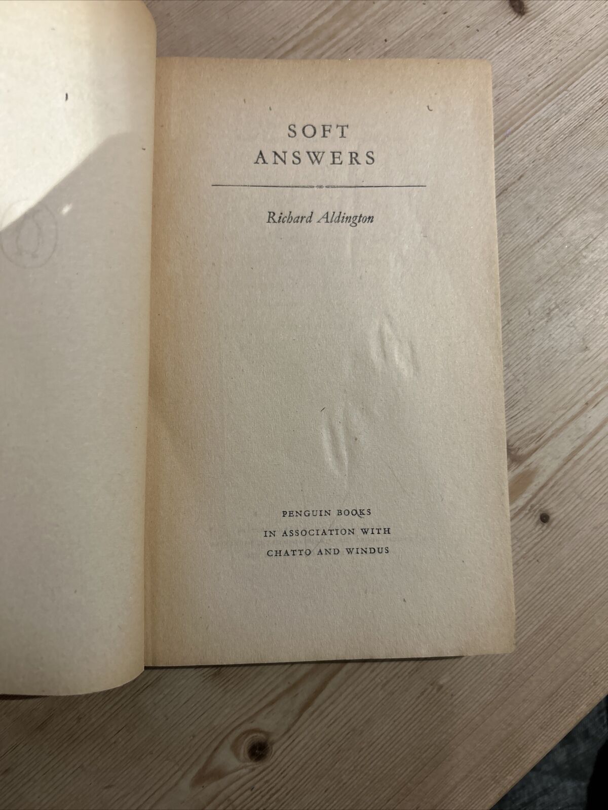 SOFT ANSWERS - Richard Aldington - Penguin Books 1949 No 729