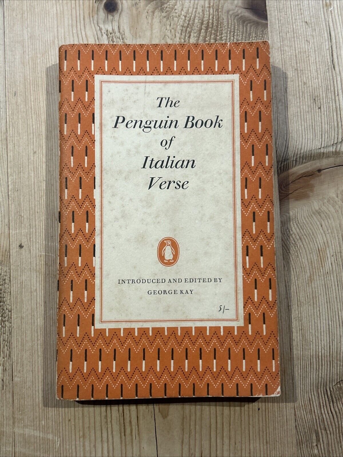 The PENGUIN BOOK OF ITALIAN VERSE 1958 No D37 Penguin Books De Medici