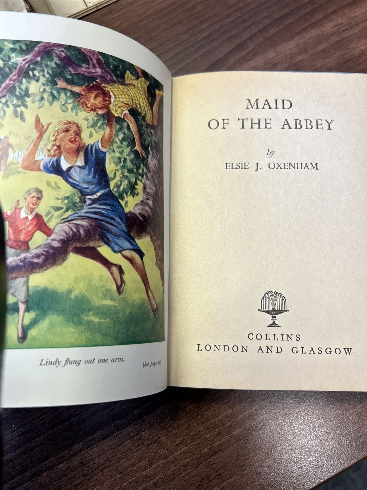 MAID AT THE ABBEY Elsie B Oxenham Collins 1956 Hardback Jacket Schoolgirls