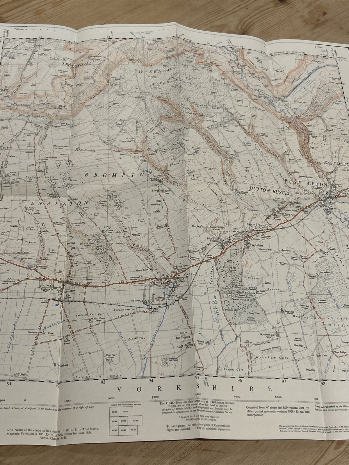 WYKEHAM Ordnance Survey 1:25,000 First Series Sheet SE98 1954 East West Ayton