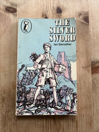 THE SILVER SWORD Ian Serraillier Puffin Books 1974 Illustrated War Nazis Poland