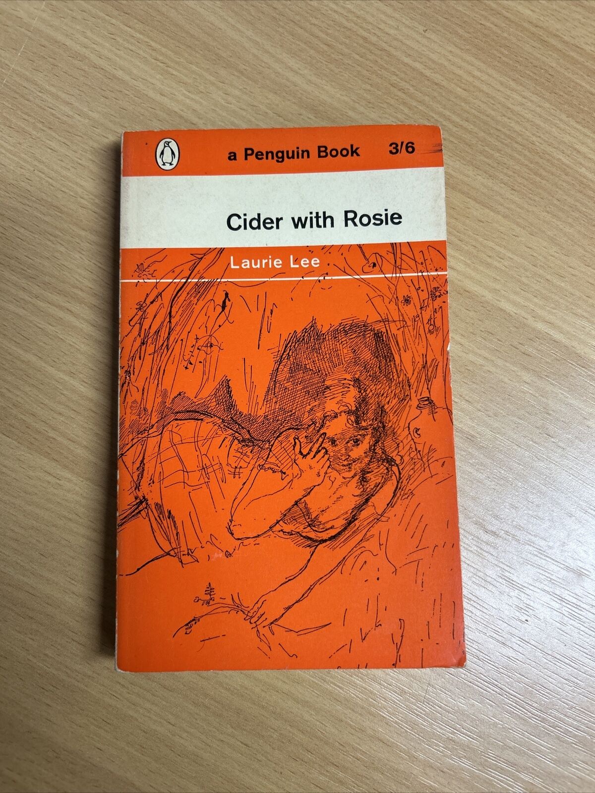 CIDER WITH ROSIE - Laurie Lee Penguin Paperback 1962 No 1682 Cotswolds