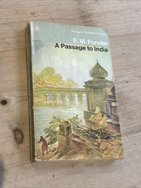 A PASSAGE TO INDIA, EM Forster, Penguin Modern Classics 1969 Paperback