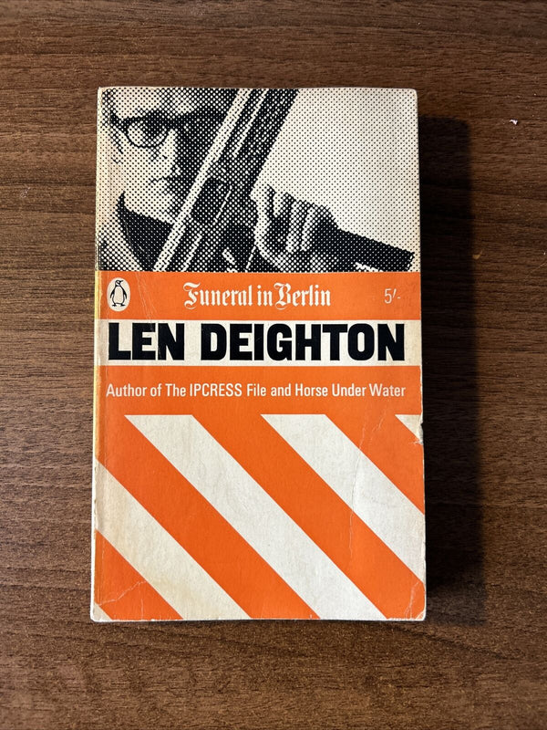 FUNERAL IN BERLIN Len Deighton Penguin Books 1966 No 2461 Cold War