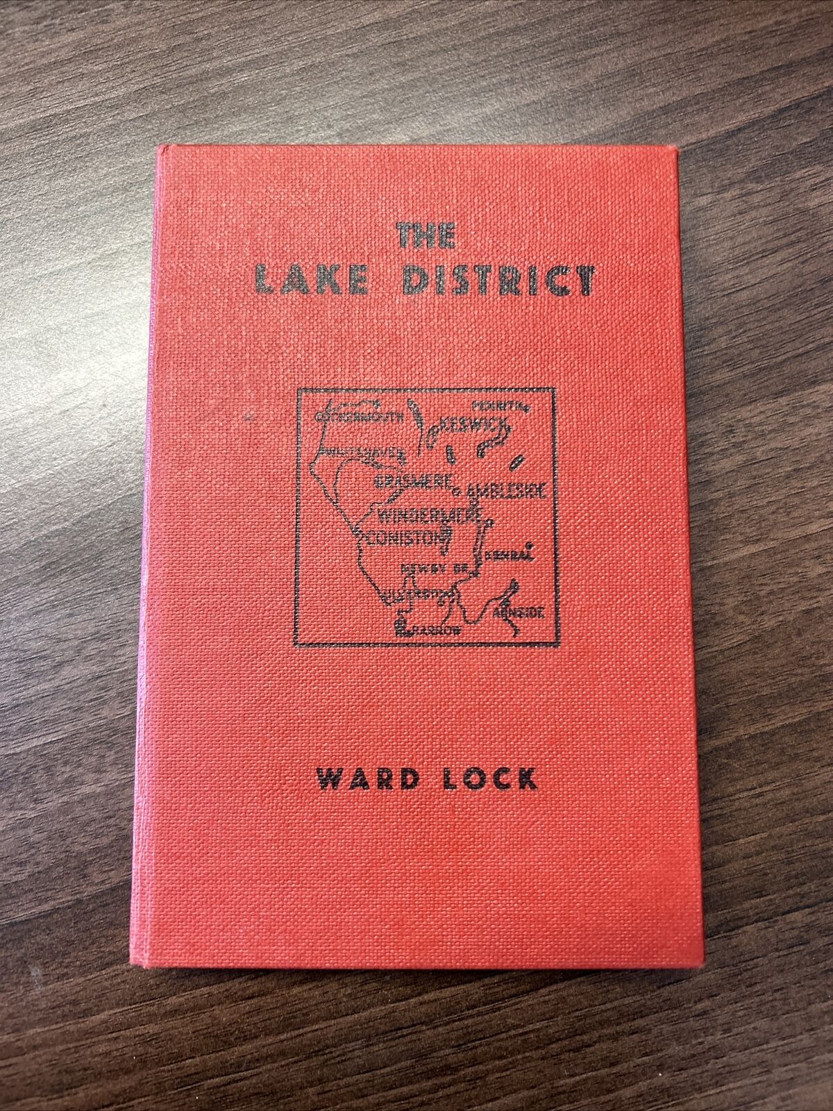 THE LAKE DISTRICT - Ward Locks Red Guide Book 1970ish Coniston Penrith