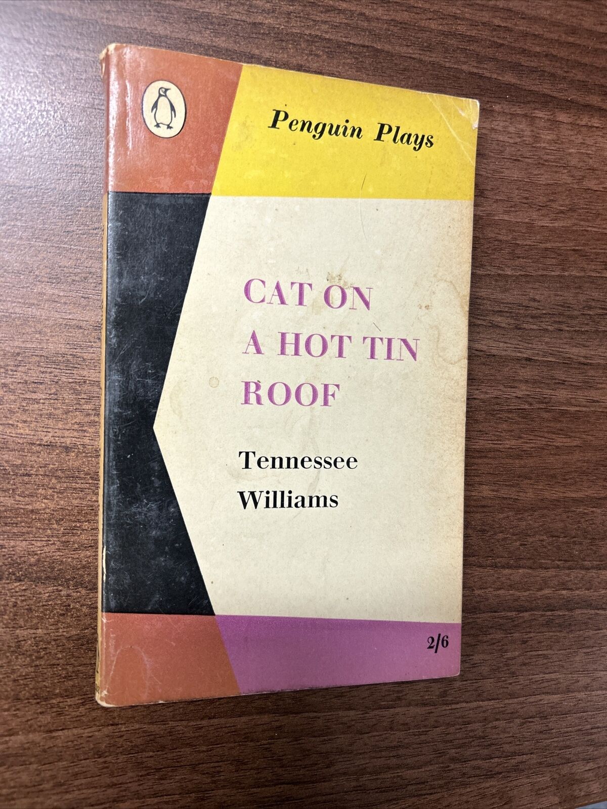 CAT ON A HOT TIN ROOF  by Tennessee Williams Penguin Plays  1958 PL22