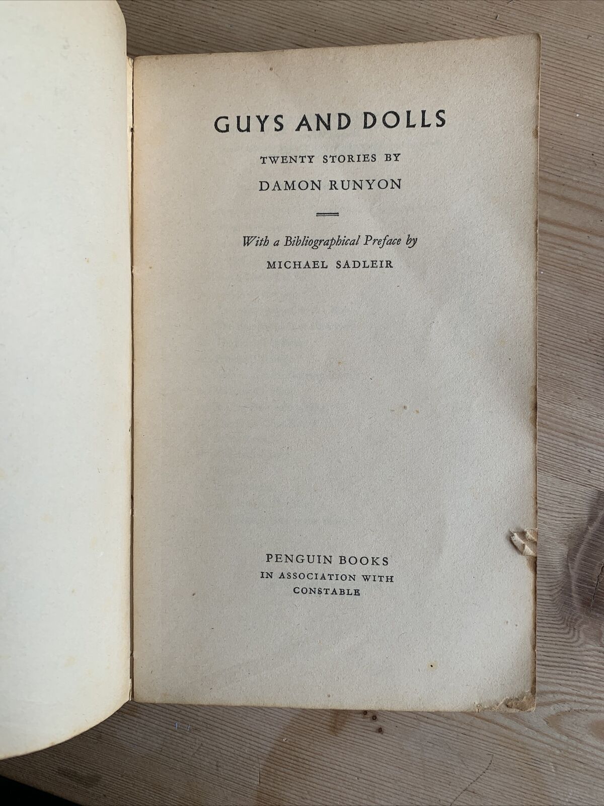 GUYS AND DOLLS by Damon Runyon - Penguin Books 1959 Twenty Stories