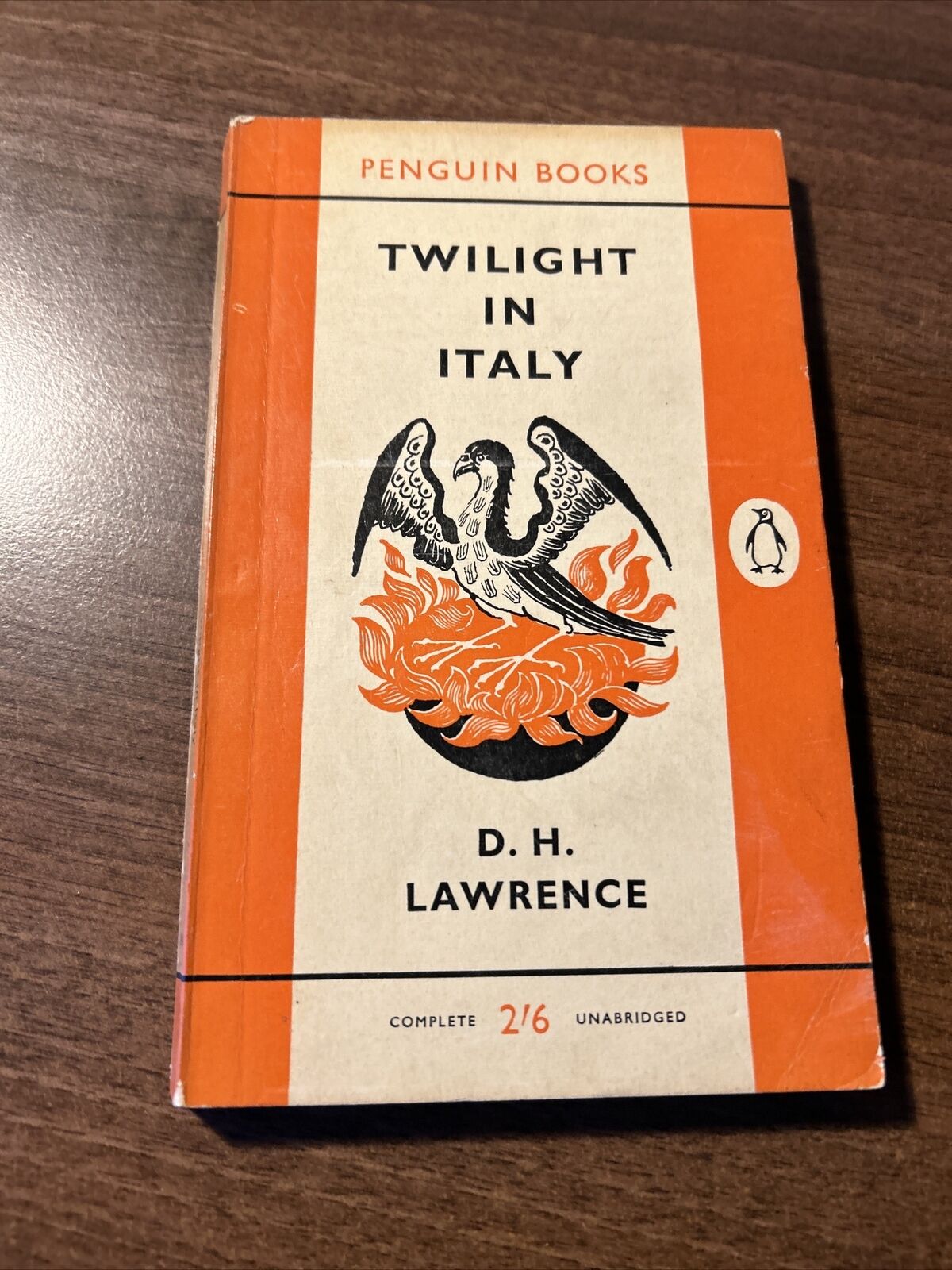 TWILIGHT IN ITALY, D H Lawrence, Penguin Books No 1481 1960 Lake Garda