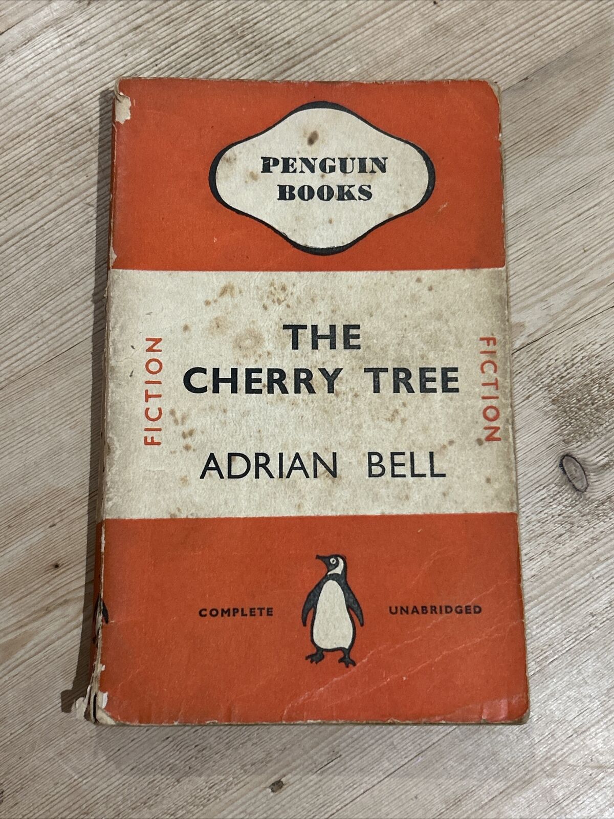 THE CHERRY TREE Adrian Bell Penguin Books No 264 1940 First Edition