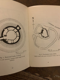 CASTLES By BHStJ O’Neil Introduction To, Of England & Wales HMSO 1966 Photos