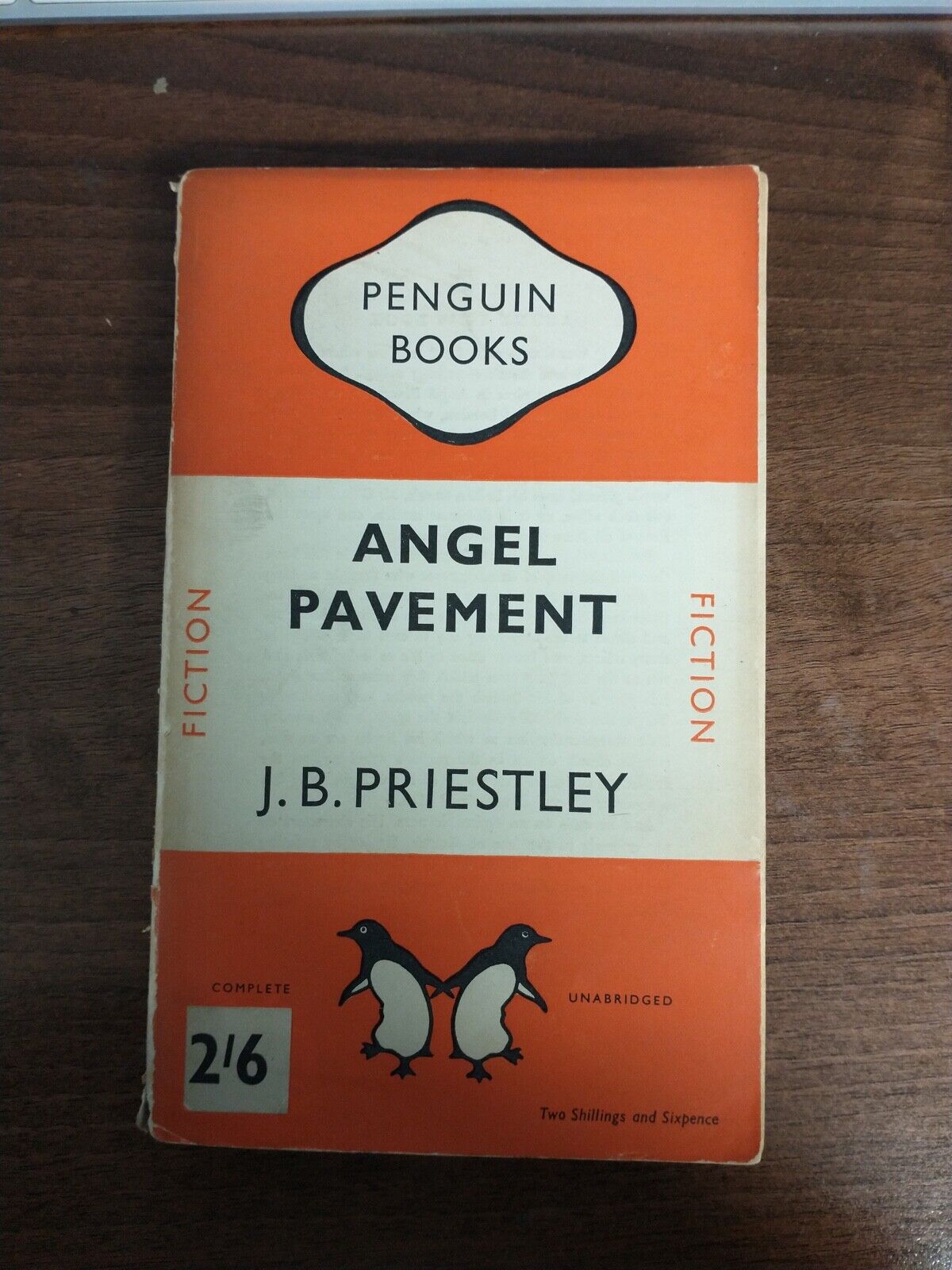 ANGEL PAVEMENT By J.B PRIESTLEY - Penguin Paperback 1948 