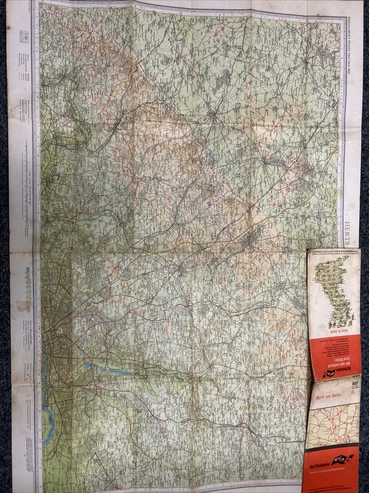 HERTS AND BUCKS Bartholomew - Half Inch Cloth Map 1963  No 15 St Albans Luton