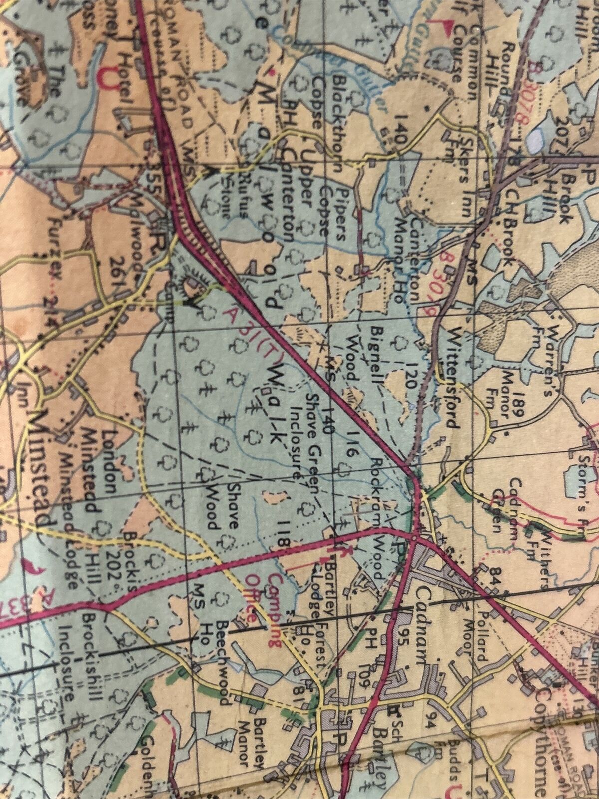 NEW FOREST - Cloth ORDNANCE SURVEY TOURIST MAP 1966 Poole Totland Southampton