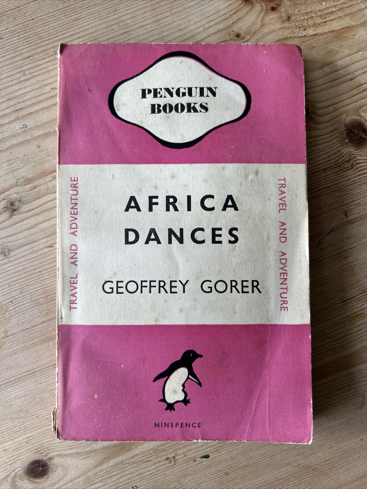 AFRICA DANCES Geoffrey Gorer Penguin No 491 1945 Pink Travel First Edition