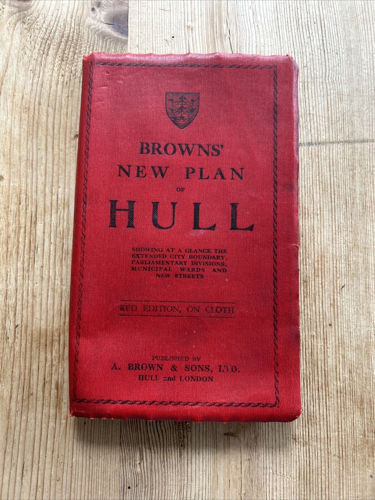 HULL - BROWNS CLOTH NEW PLAN Red Edition Humber Kingston 1930s?