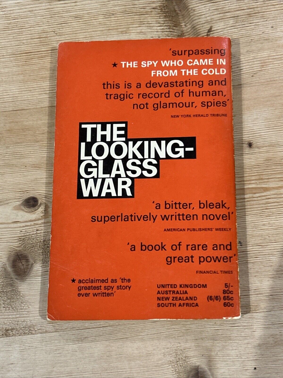 THE LOOKING GLASS WAR John Le Carre - Pan Books 1967 Spy East Germany