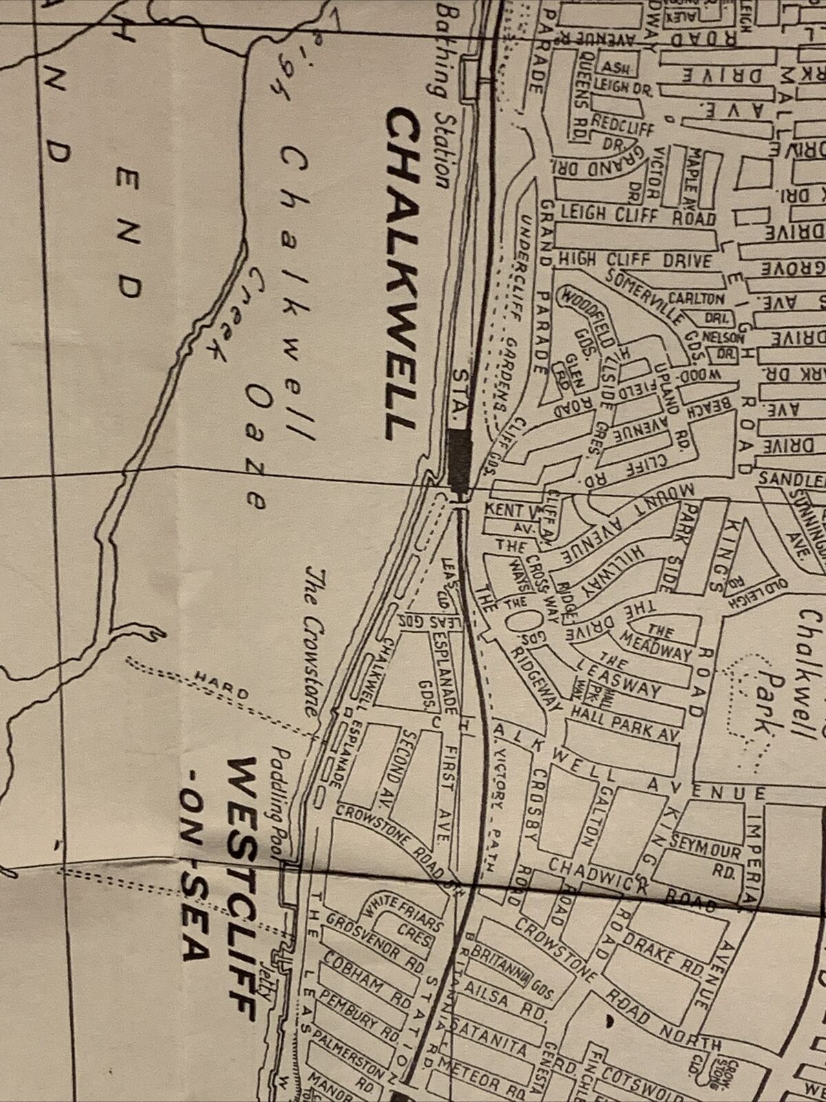 SOUTHEND Essex - Barnetts Early Street map 1950s? Advertising Shoeburyness