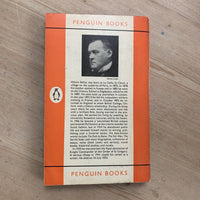 SELECTED ESSAYS - HILAIRE BELLOC - Penguin Books No 1089 1962