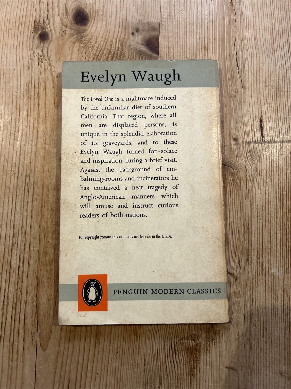 THE LOVED ONE - Evelyn Waugh Penguin Modern Classics 1961 No 823