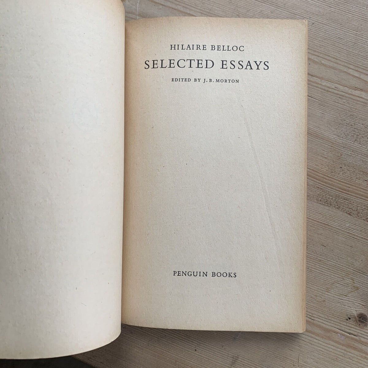 SELECTED ESSAYS - HILAIRE BELLOC - Penguin Books No 1089 1962