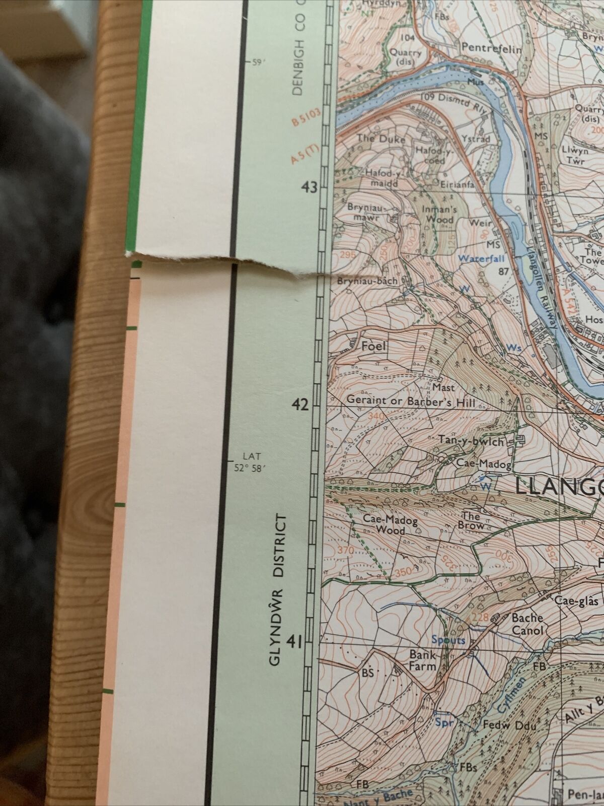 LLANGOLLEN & WREXHAM (South) Pathfinder Ordnance Survey 1:25000 1991 No 806