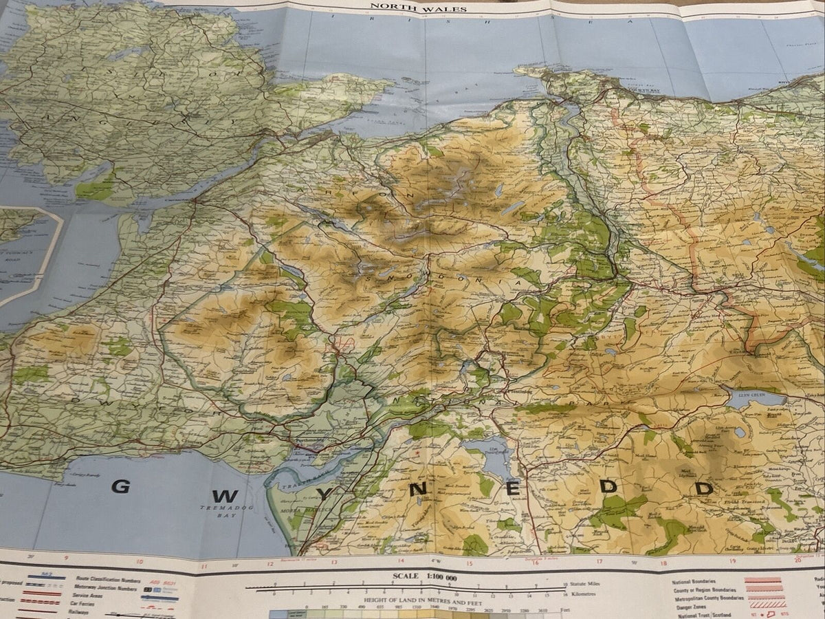 NORTH WALES - Bartholomew National Map Series No 27 - 1981 Bangor Pwllheli