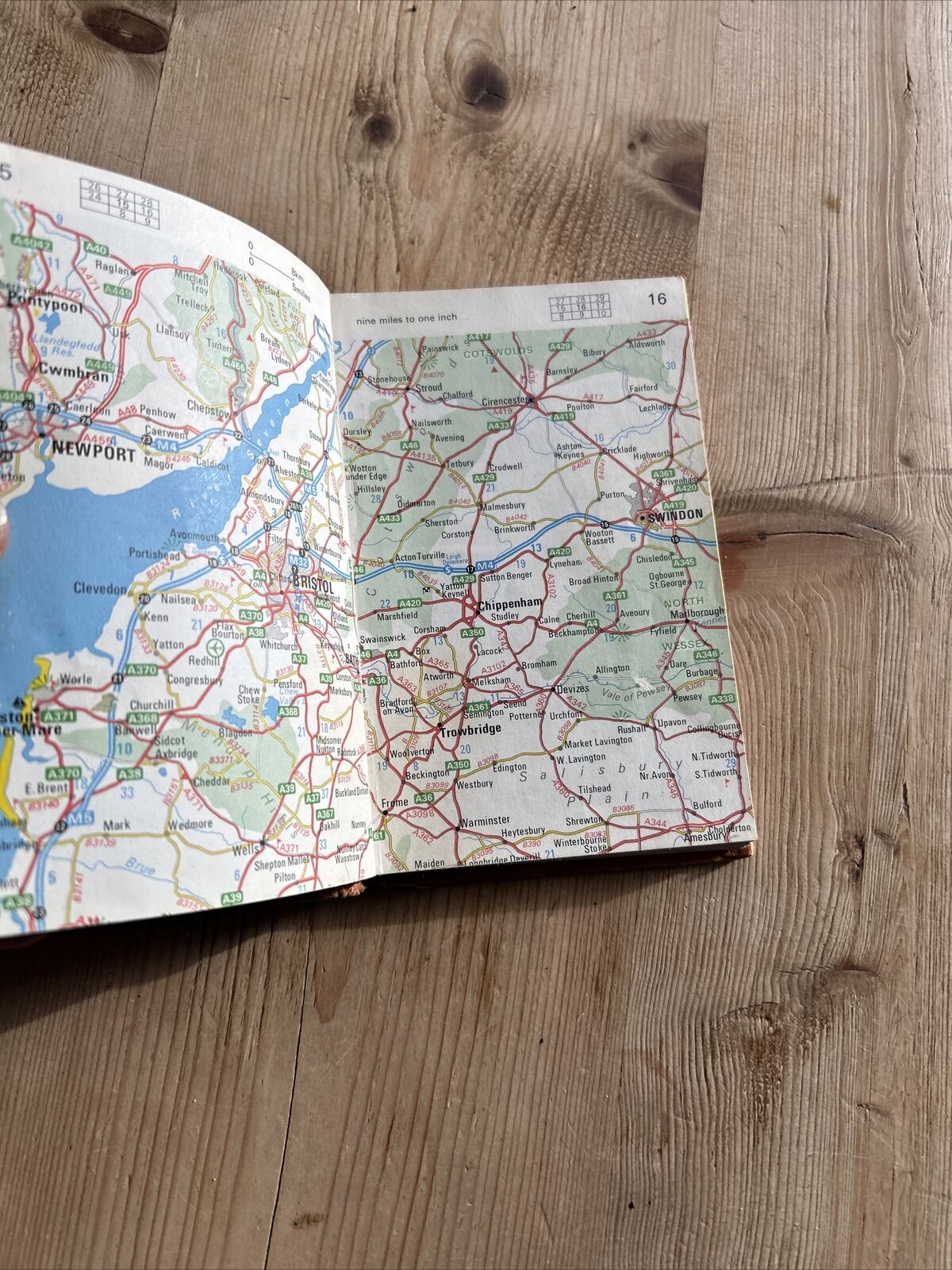 THE OBSERVERS TOURIST ATLAS OF GREAT BRITAIN AND IRELAND 1976 Maps Bartholomew