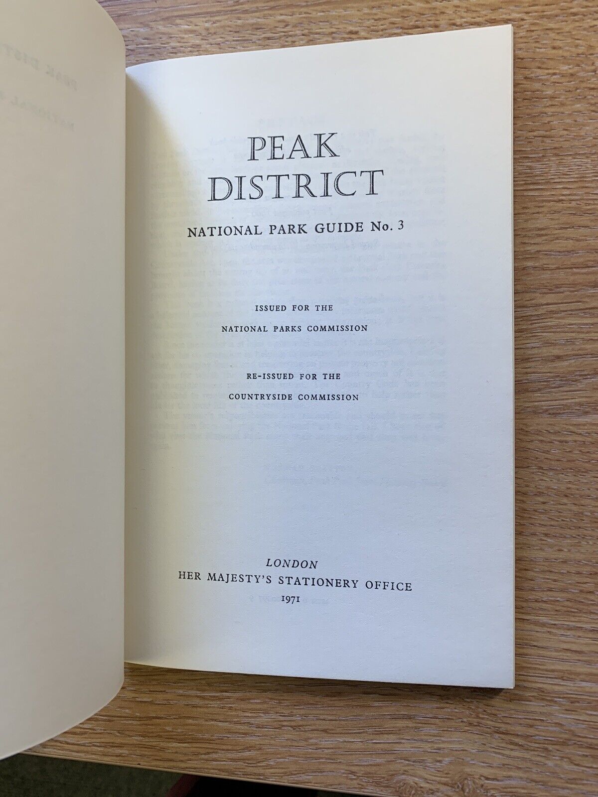 Peak District National Park HMSO 1971 Guide Photos Maps 