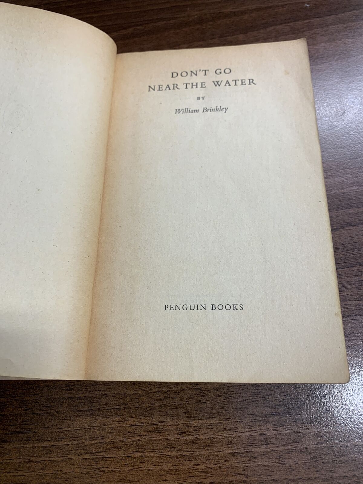 Dont Go Near The Water - William Brinkley - Penguin Books 1959 - No 1335