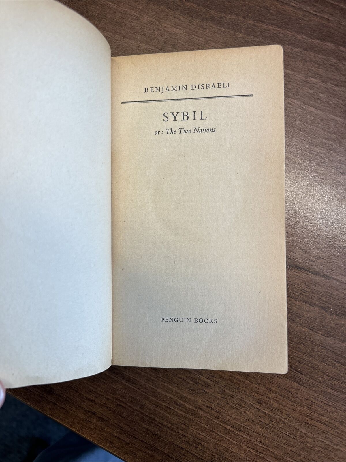 SYBIL Or THE TWO NATIONS - Benjamin Disraeli - Penguin Books No 1012 1954