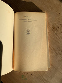 ENCOUNTERS WITH ANIMALS Gerald Durrell Penguin Books Orange 1963 No 1890 ILLUST.