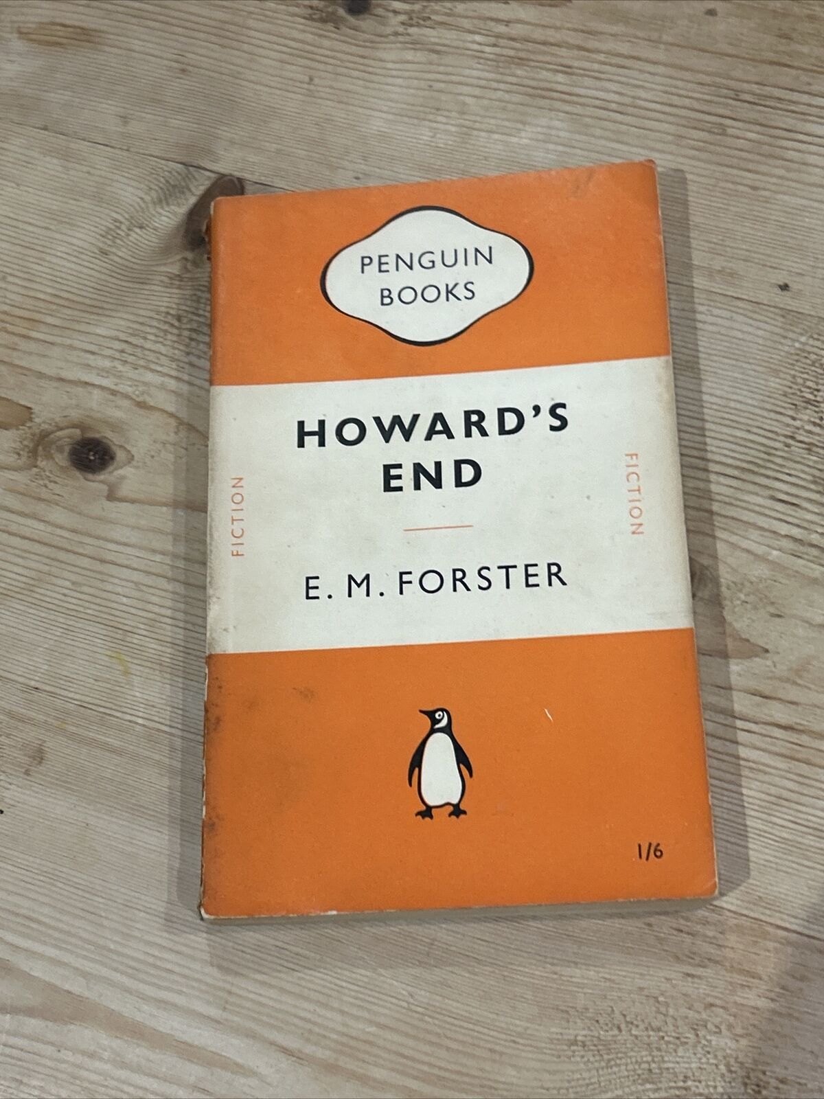 HOWARDS END - E M Forster  - Penguin Paperback 1950 No 311