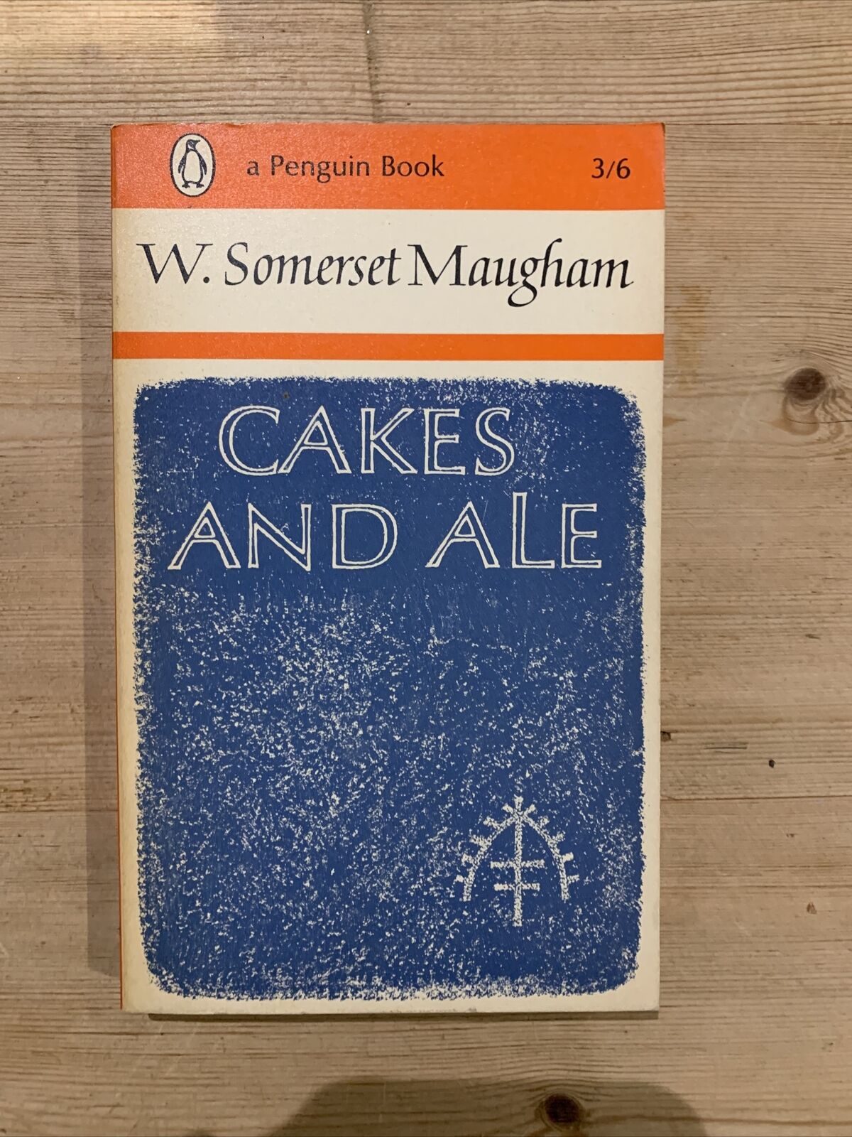 W SOMERSET MAUGHAM - CAKES AND ALE - Penguin Paperback 1963 No 651