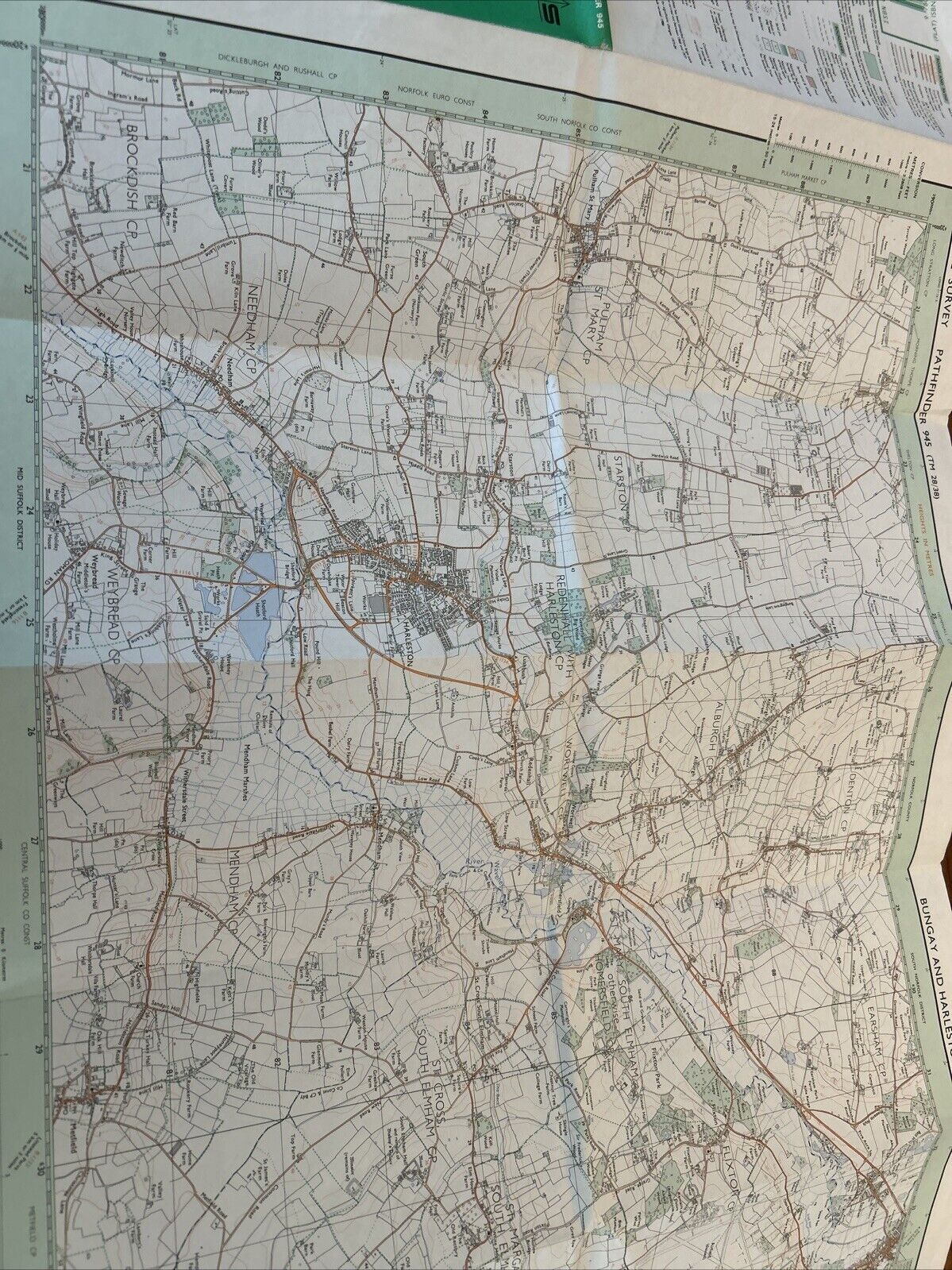 BUNGAY & HARLESTON Ordnance Survey Pathfinder 945 Sheet TM 28/38 1987 Redenhall