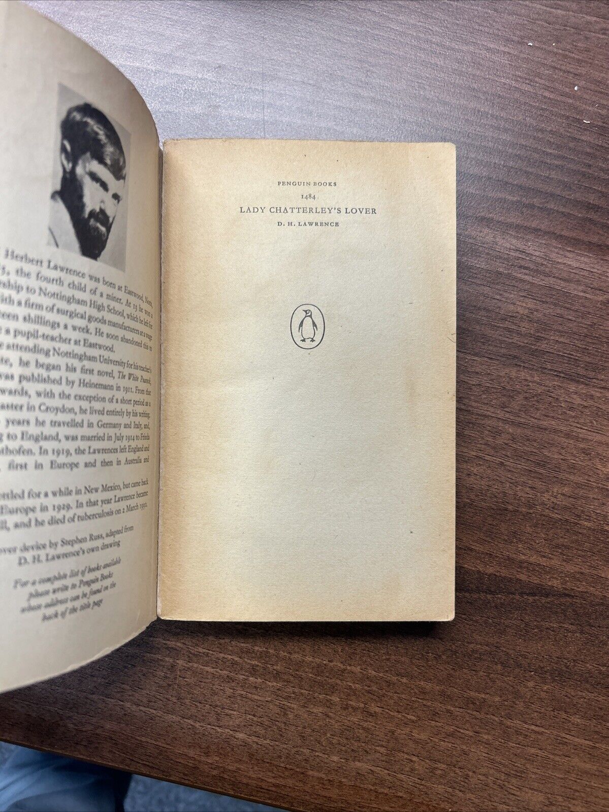 LADY CHATTERLEYS LOVER - DH Lawrence Penguin Book 1961 No 1484